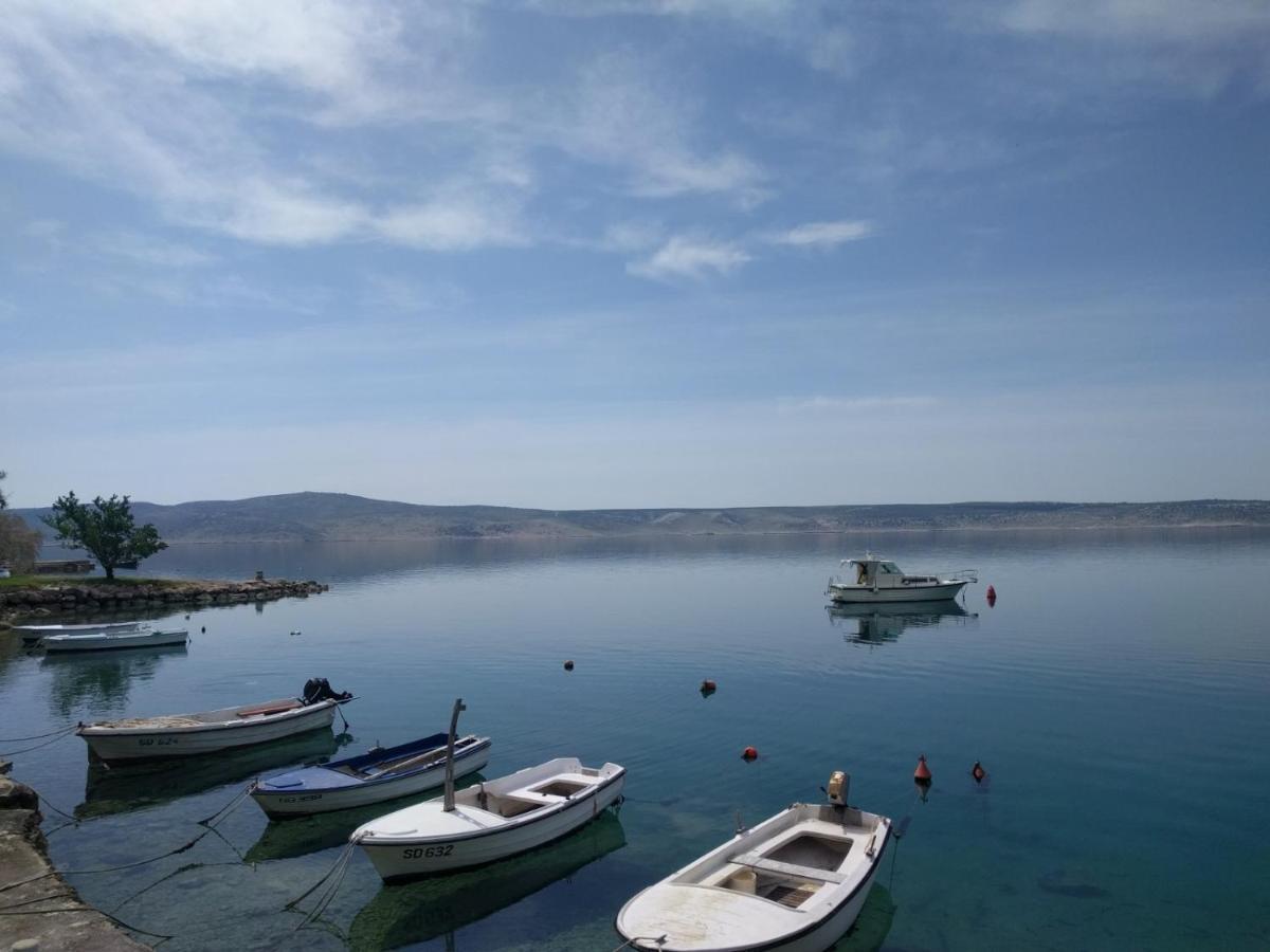 Apartamento Bosi I Goli Starigrad Paklenica Exterior foto